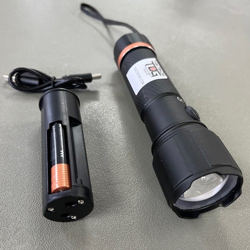 1500 Lumen Taktikor Flashlight